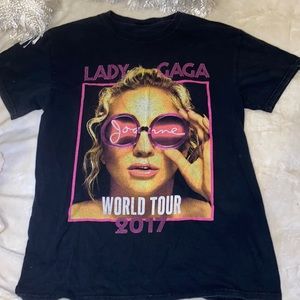 2017 lady Gaga tour t-shirt
